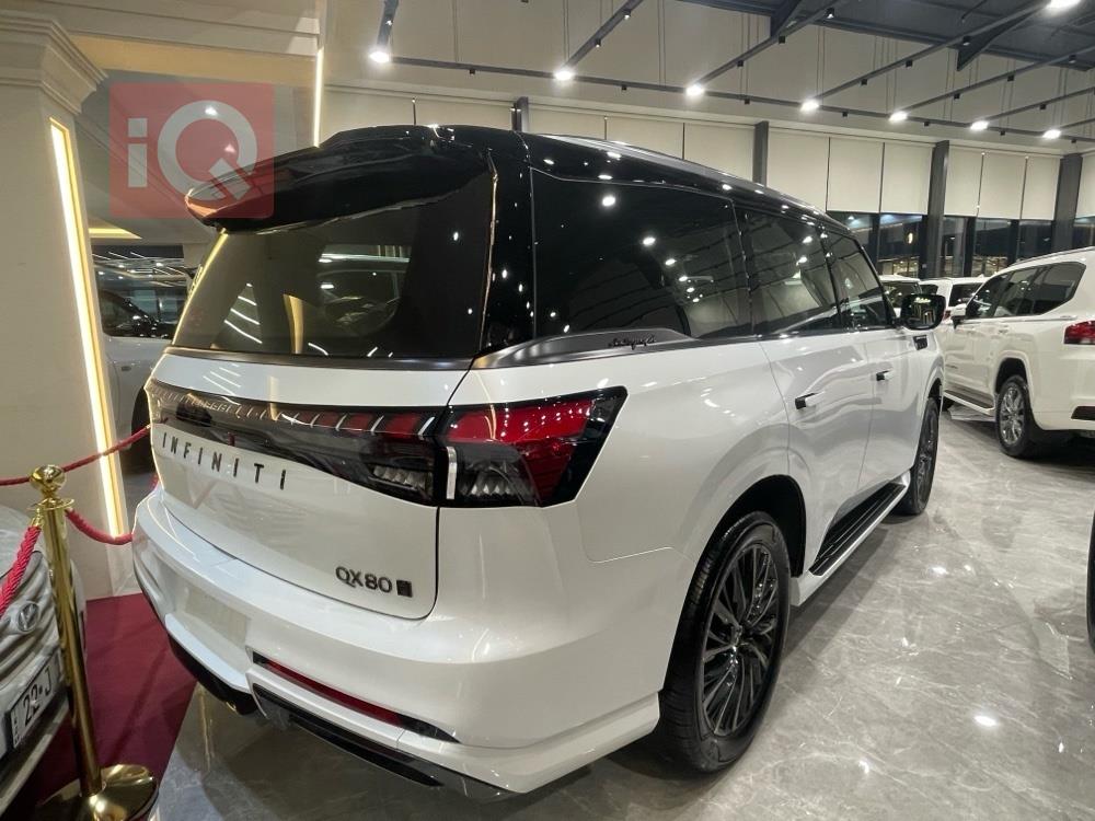 إنفينيتي QX80